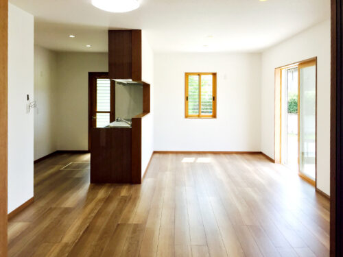 【五條市】 落ち着きのあるシックなインテリア